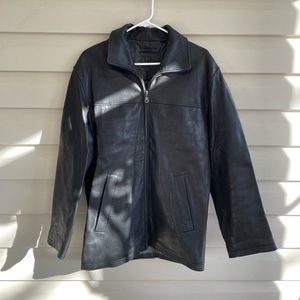 Roundtree & Yorke Men’s Leather Jacket